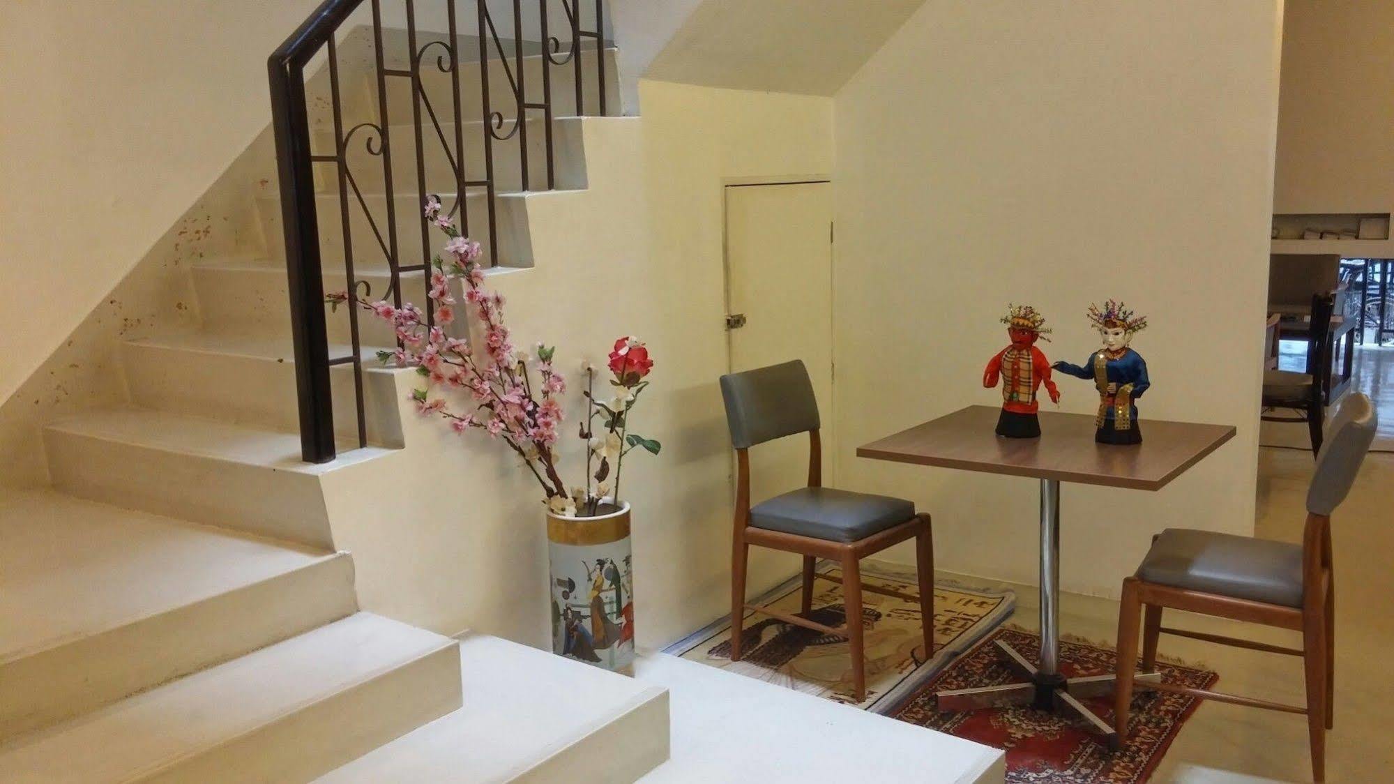 בנגקוק At One Inn Hualampong מראה חיצוני תמונה